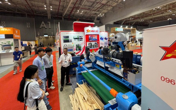 Ngành gỗ trình làng những công nghệ, máy móc tối tân Ngành gỗ trình làng những công nghệ, máy móc tối tân