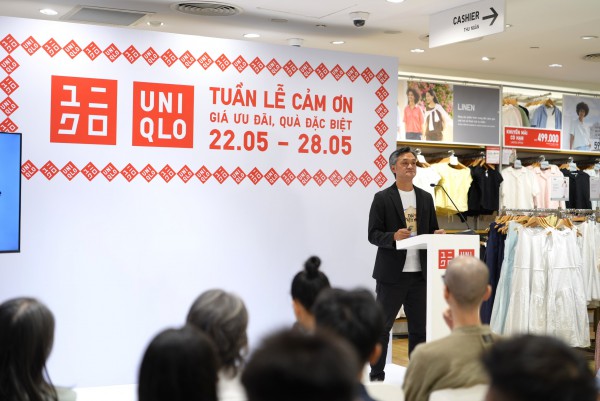 Phở, cà phê, bánh mì và nón lá Việt Nam được UNIQLO đưa lên trang phục Phở, cà phê, bánh mì và nón lá Việt Nam được UNIQLO đưa lên trang phục