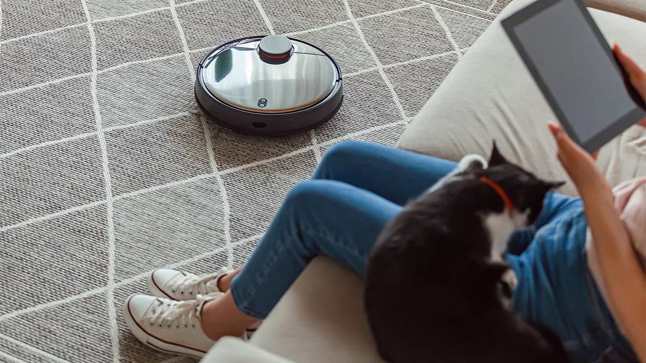 Robot lau nhà có thể thay thế hoàn toàn cây lau nhà thông thường không?