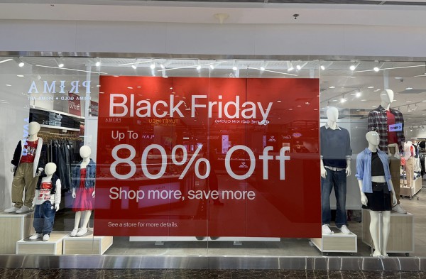 Siêu khuyến mãi có bật được sức mua? Siêu khuyến mãi có bật được sức mua?