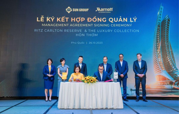 Sun Group cùng Marriott International ký kết quản lý 2 khu nghỉ dưỡng sang trọng bậc nhất thế giới tại Hòn Thơm