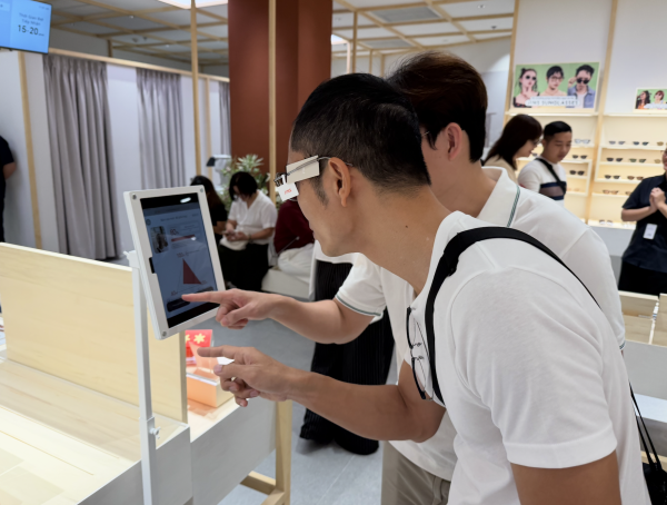 Thương hiệu mắt kính hàng đầu Nhật Bản tấn công thị trường Việt Nam Thương hiệu mắt kính hàng đầu Nhật Bản tấn công thị trường Việt Nam