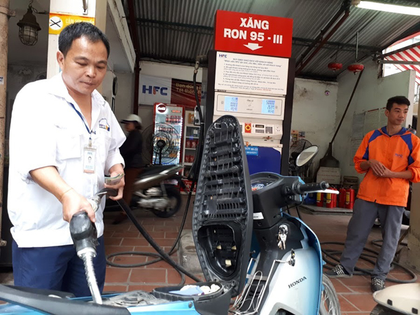 Xăng dầu khó lường: Từ niềm hy vọng lớn đến cái kết nguy cấp