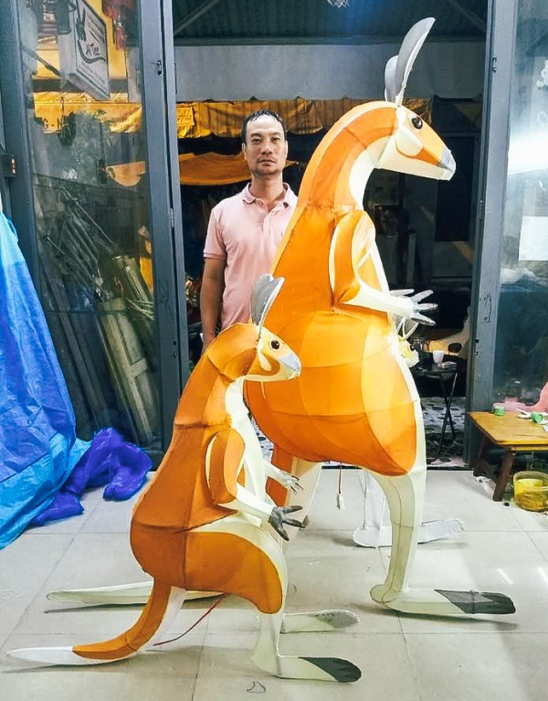 Độc lạ những chiếc lồng đèn hình con thú thủ công truyền thống Việt Nam được người Úc đặt hàng xuất ngoại