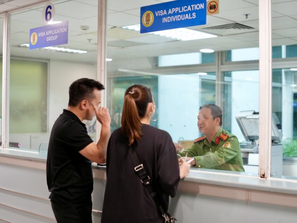 Coi chừng bị từ chối làm thủ tục vì dùng 'sai' hộ chiếu khi bay nội địa