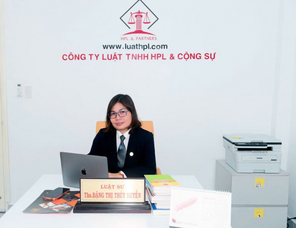 Không chỉ là 'nhờ vả': Khi chạy chức, xin việc trở thành tội phạm