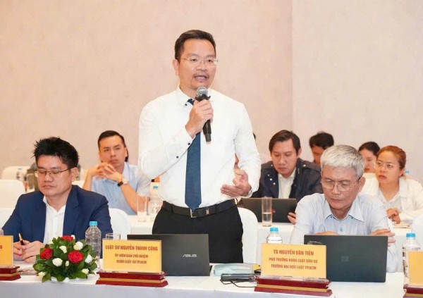 Lan truyền 'tài liệu 88 trang', có thể bị xử lý hình sự?