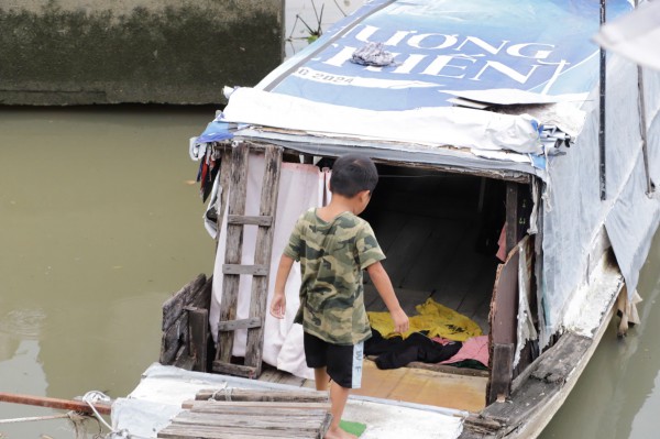 Người sống trên ghe, thuyền và 'khoảng trống' pháp lý