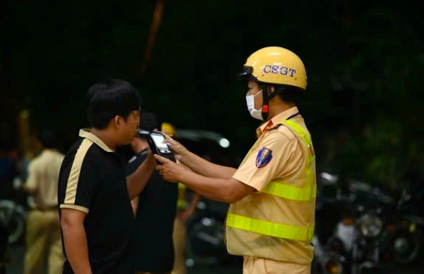 Quy trình trừ điểm và phục hồi điểm giấy phép lái xe như thế nào?