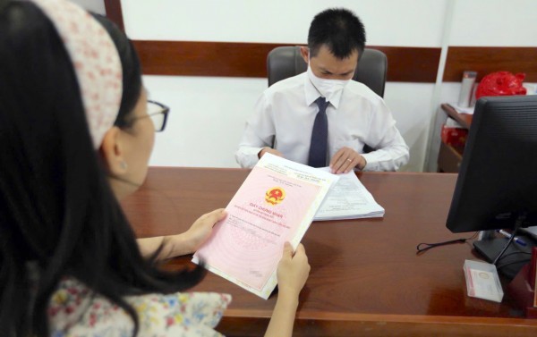 Đất nông nghiệp được chuyển nhượng làm nhà ở thương mại từ 22.4 Đất nông nghiệp được chuyển nhượng làm nhà ở thương mại từ 22.4