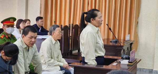 Tòa trả hồ sơ vụ cựu nữ trưởng phòng Sở Tư pháp Lâm Đồng lừa đảo