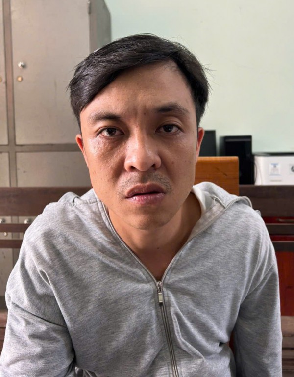 12 giờ truy nóng con bạc đập kính ô tô để trộm cắp
