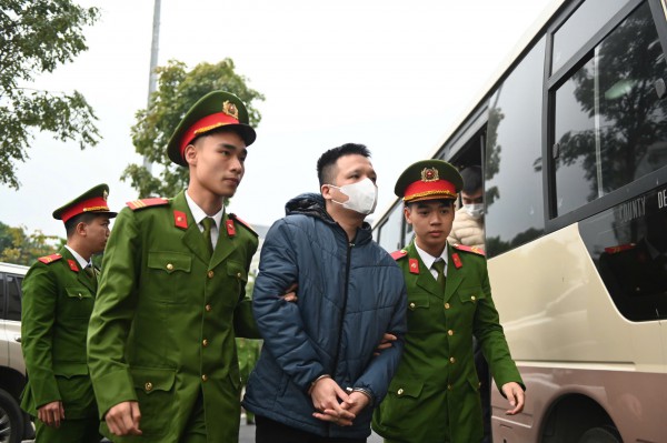 2 cựu Cục trưởng Cục An toàn thực phẩm hầu tòa vì nhận hối lộ