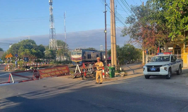 32 người bị xử phạt vì băng qua đường sắt lúc đã có tín hiệu tàu