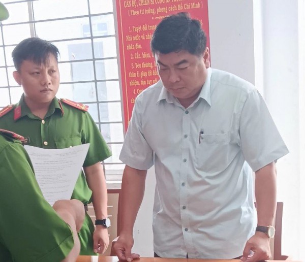 An Giang: Bắt tạm giam Phó chủ tịch UBND TP.Long Xuyên Nguyễn Bảo Sinh