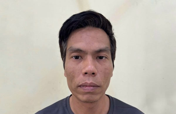 Bắt người đàn ông lừa đảo hàng loạt tài xế xe ôm Bắt người đàn ông lừa đảo hàng loạt tài xế xe ôm