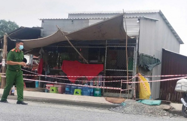 Bênh vực cha, con trai đánh và bóp cổ người hành hung đến tử vong