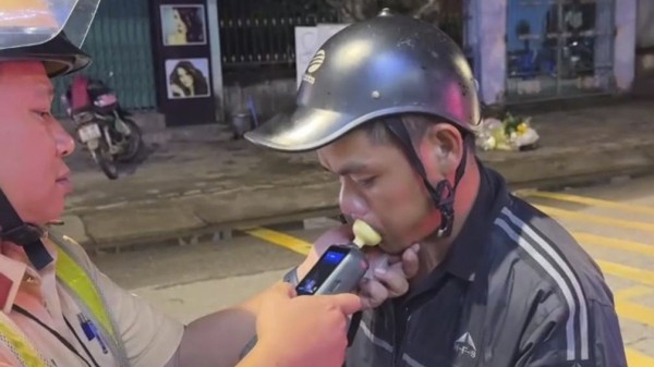 Bị khởi tố vì trộm xe sau khi vi phạm nồng độ cồn