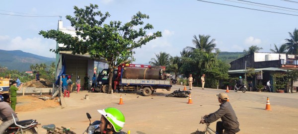 Bình Định: Điều tra vụ tai nạn khiến 1 học sinh tử vong