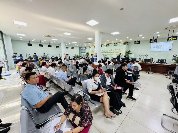 Bỏ công chứng, giao dịch bất động sản có rủi ro? Bỏ công chứng, giao dịch bất động sản có rủi ro?