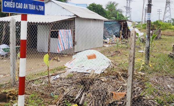 Cà Mau: Chiếm đất nông nghiệp trái phép, bị xử phạt 105 triệu đồng Cà Mau: Chiếm đất nông nghiệp trái phép, bị xử phạt 105 triệu đồng