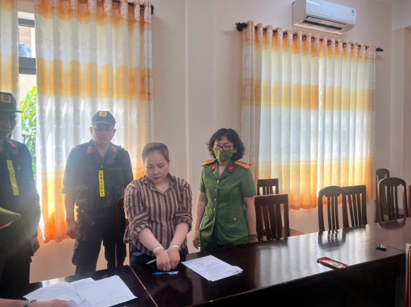 Cần Thơ: Bắt thêm 2 người liên quan vụ bán thịt nhiễm dịch tả heo châu Phi Cần Thơ: Bắt thêm 2 người liên quan vụ bán thịt nhiễm dịch tả heo châu Phi