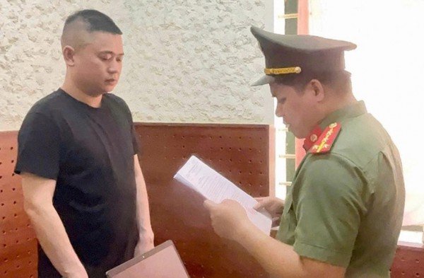 Cán bộ Tạp chí Luật sư Việt Nam bị khởi tố về tội cưỡng đoạt tài sản Cán bộ Tạp chí Luật sư Việt Nam bị khởi tố về tội cưỡng đoạt tài sản