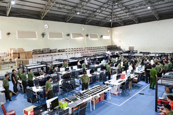 Cận cảnh 'đại bản doanh' của nhóm lừa đảo 'chuồn' từ Campuchia sang Việt Nam