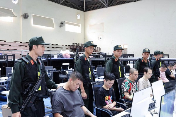 Cận cảnh 'đại bản doanh' của nhóm lừa đảo 'chuồn' từ Campuchia sang Việt Nam