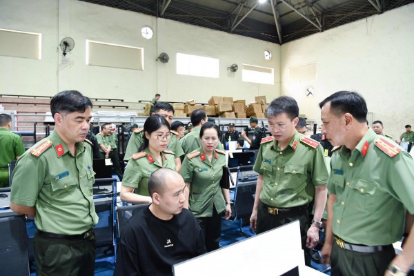 Cận cảnh 'đại bản doanh' của nhóm lừa đảo 'chuồn' từ Campuchia sang Việt Nam