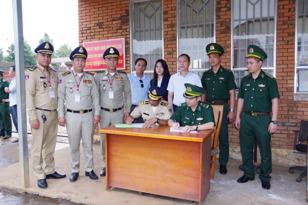 Cảnh báo những hang ổ lừa đảo hung bạo