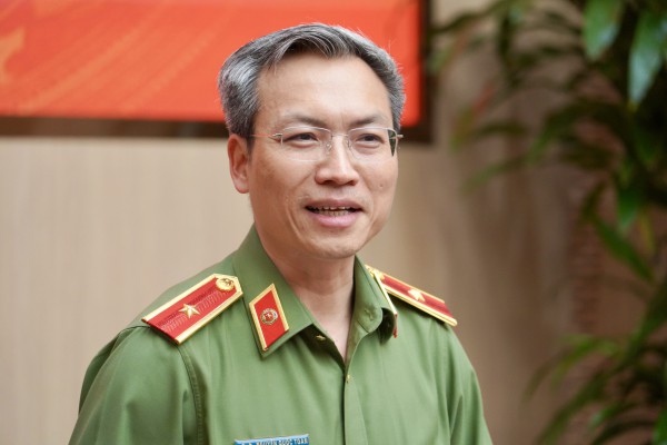 Cảnh sát vẫn đang điều tra dự án ‘Nuôi em’