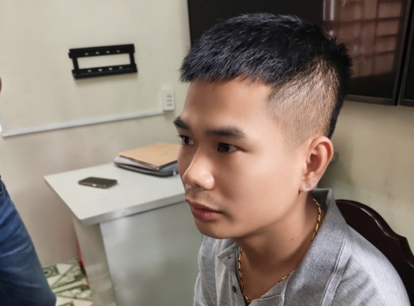 Cho vay lãi 'cắt cổ' từ xa qua iCloud, chậm đóng lãi sẽ bị khóa điện thoại Cho vay lãi 'cắt cổ' từ xa qua iCloud, chậm đóng lãi sẽ bị khóa điện thoại