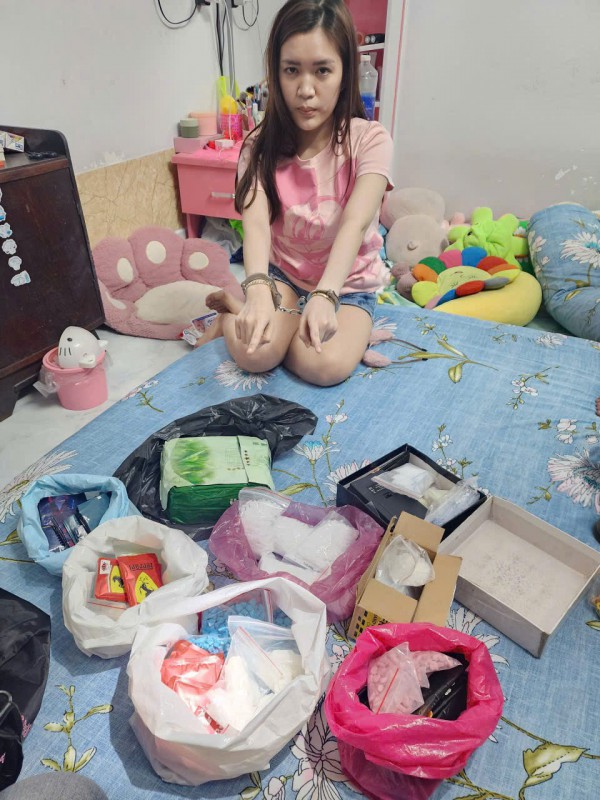 Công an TP.HCM phá loạt án ma túy lớn ngay trong tuần đầu ra quân Công an TP.HCM phá loạt án ma túy lớn ngay trong tuần đầu ra quân
