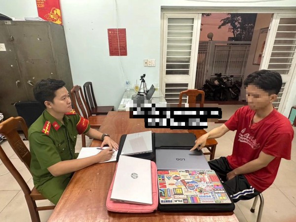 Công an TP.HCM phá nhanh vụ trộm 5 laptop tại ký túc xá sinh viên