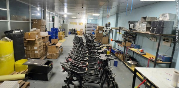 Công an TP.HCM triệt phá xưởng xe điện lậu và tái chế pin cũ
