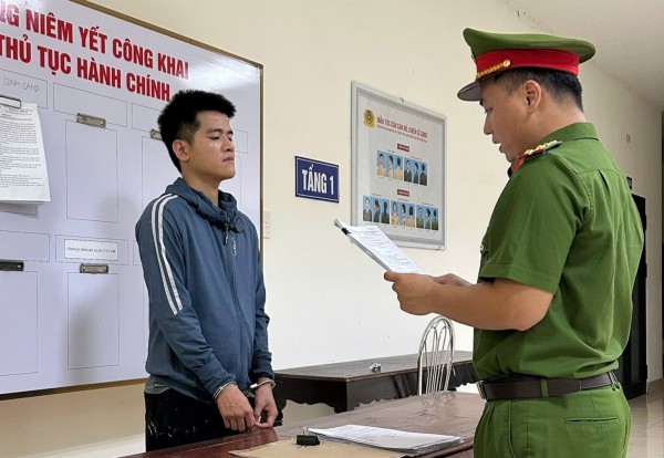 Công an Đà Nẵng bắt kẻ mua sổ đỏ giả trên mạng để lừa đảo