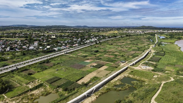 Công an điều tra việc khai thác cát trái phép tại công trình kè ở Quảng Ngãi Công an điều tra việc khai thác cát trái phép tại công trình kè ở Quảng Ngãi