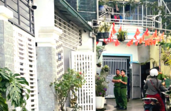 Công an khám xét nhà Trưởng phòng Pháp chế Sở Y tế tỉnh Lâm Đồng Công an khám xét nhà Trưởng phòng Pháp chế Sở Y tế tỉnh Lâm Đồng