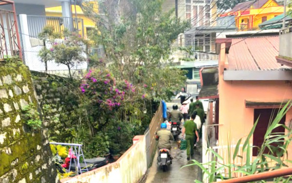 Công an khám xét nhà Trưởng phòng Pháp chế Sở Y tế tỉnh Lâm Đồng Công an khám xét nhà Trưởng phòng Pháp chế Sở Y tế tỉnh Lâm Đồng