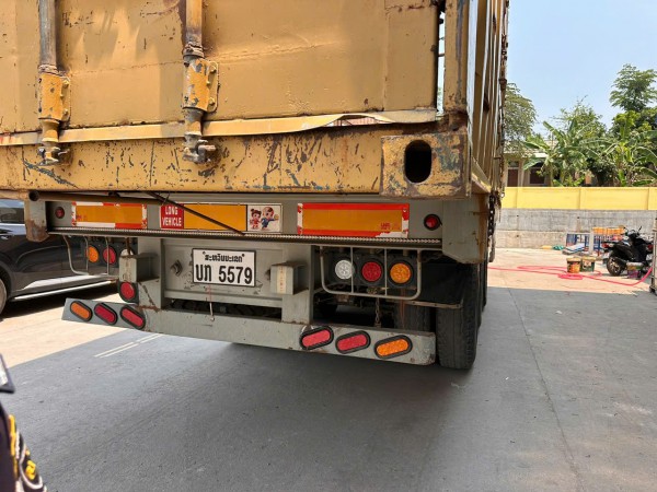 Công an tỉnh Quảng Trị bắt xe tải gia cố gầm chở dầu diesel qua biên giới