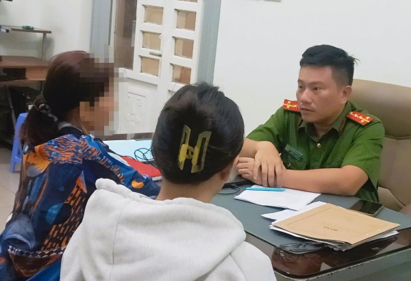Công an tỉnh Đồng Nai ngăn chặn vụ lừa đảo 'bắt cóc online' đòi tiền chuộc Công an tỉnh Đồng Nai ngăn chặn vụ lừa đảo 'bắt cóc online' đòi tiền chuộc