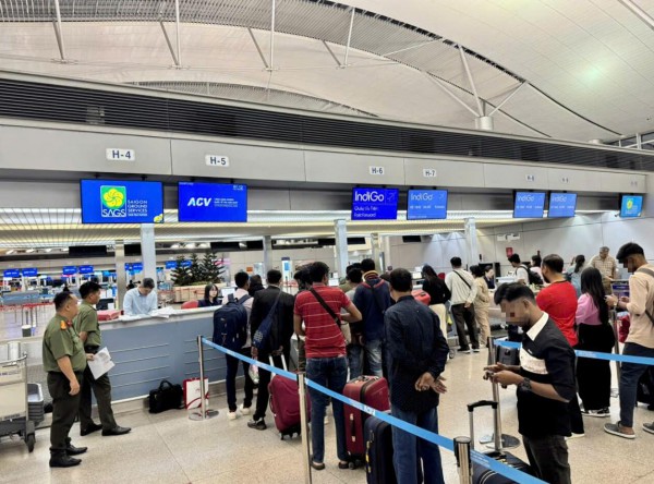 Công an tỉnh Đồng Nai trục xuất 36 người Bangladesh cư trú bất hợp pháp