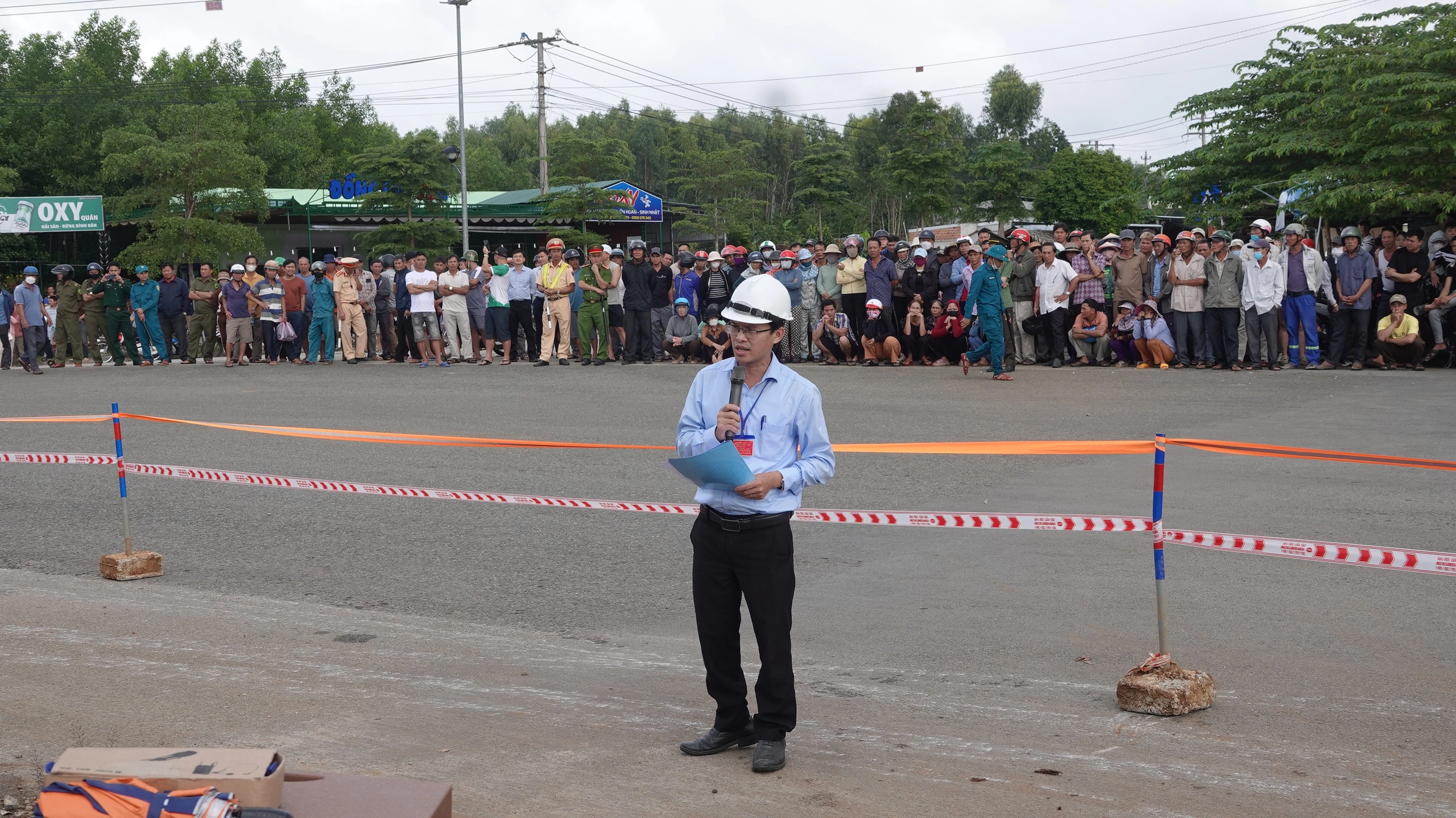 Cưỡng chế đất tại Khu Kinh tế Dung Quất để thi công dự án 400 tỉ đồng