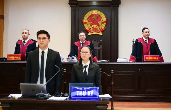 Cựu Chủ tịch Tập đoàn Thuận An rút một phần kháng cáo, 'không bị ai ép buộc' Cựu Chủ tịch Tập đoàn Thuận An rút một phần kháng cáo, 'không bị ai ép buộc'