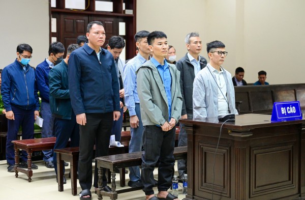 Cựu Chủ tịch Tập đoàn Thuận An rút một phần kháng cáo, 'không bị ai ép buộc' Cựu Chủ tịch Tập đoàn Thuận An rút một phần kháng cáo, 'không bị ai ép buộc'