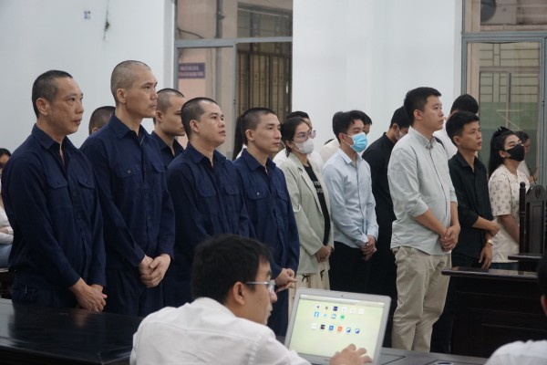 Cựu cán bộ công an nhận tiền bảo kê sòng bạc ở Nha Trang hầu tòa