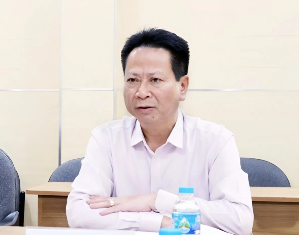 Cựu cục trưởng bị truy nã vì nhận hối lộ đã gửi đơn từ Canada về Việt Nam Cựu cục trưởng bị truy nã vì nhận hối lộ đã gửi đơn từ Canada về Việt Nam