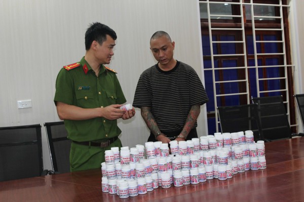 Dùng thuốc bị cấm sử dụng chế 'thuốc gia truyền chữa hen suyễn'