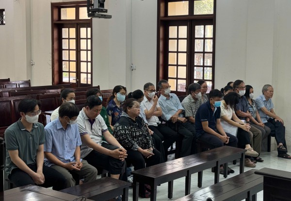 Hoãn phiên tòa xét xử đường dây 'phù phép' bệnh án giám định tâm thần